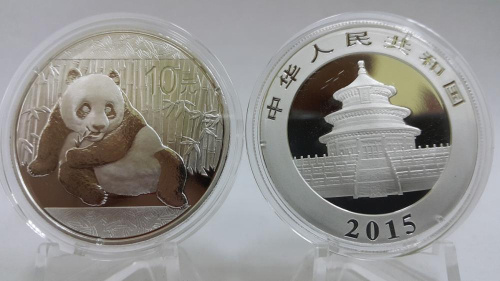 фото Китай 10 юань 2015 Серебро UNC Панда (Ag 999, унция, 31.1 грамм)